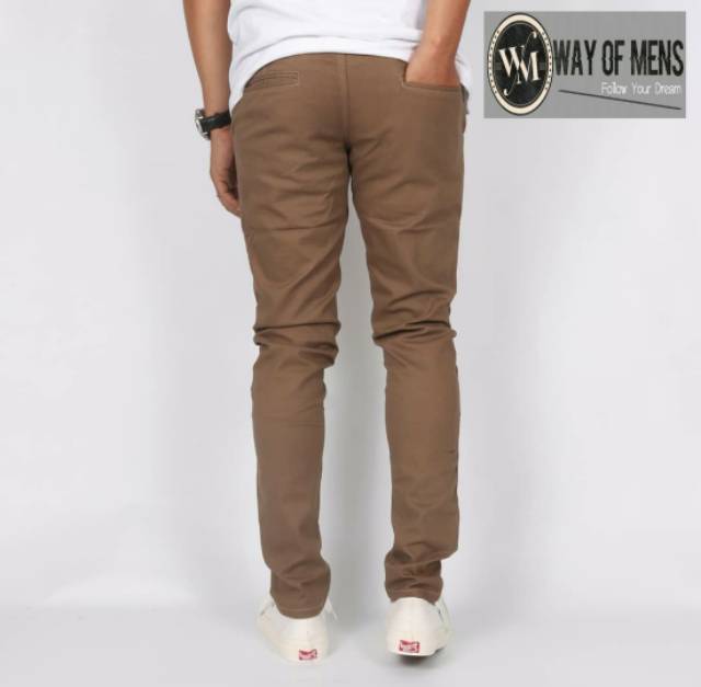 Celana Chino Mocca Pria