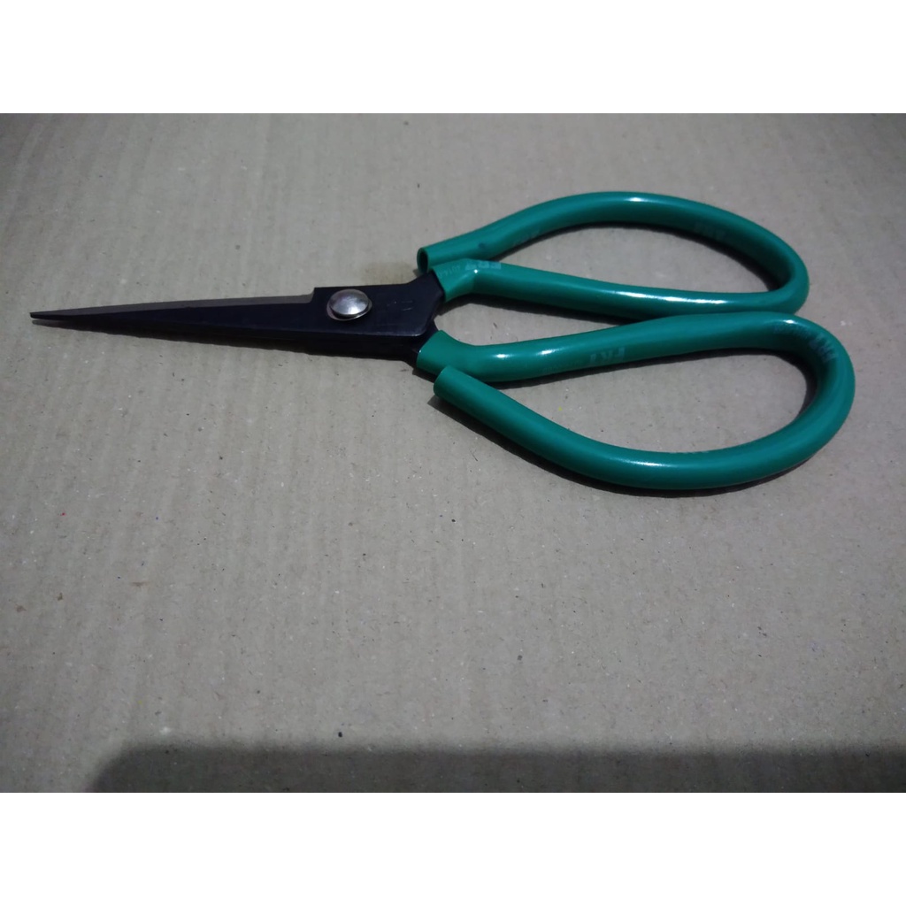 

Gunting kodok kulit RRT uk 8 inch