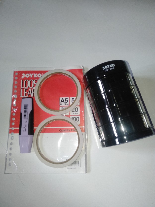 Desk Set Joyko Ds-0812