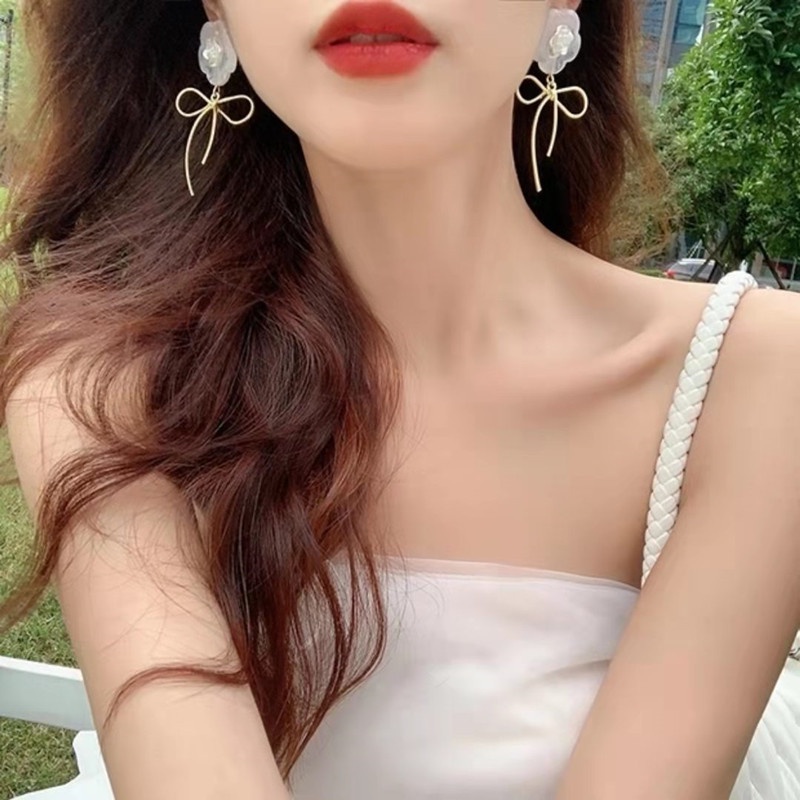 Anting Tusuk Sterling Silver 925 Model Pitabunga Putih Unik Untuk Wanita