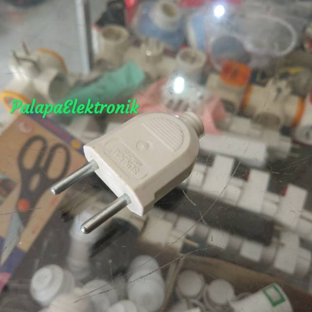 Steker Gepeng Dexta / Sungkai