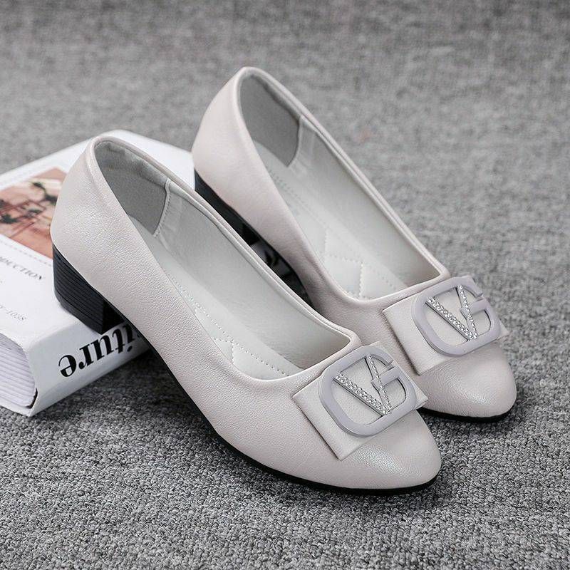 sepatu heels import-sepatu wanita import kekinian-vanes heels 3cm-sepatu pansus wanita-sepatu kantor