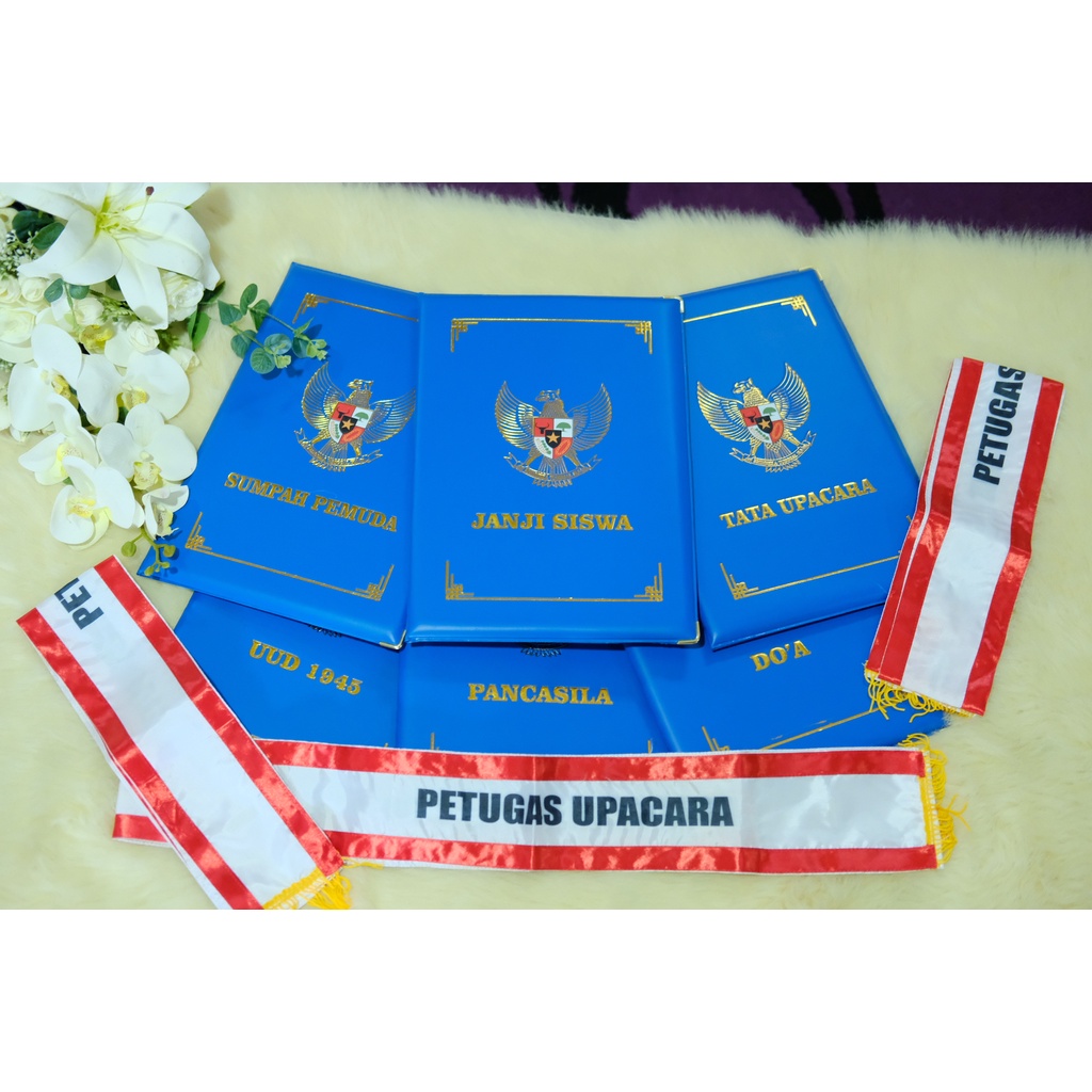 

Termurah | Satu Paket Sampul Map Upacara Bendera + Selendang Petugas Upacara