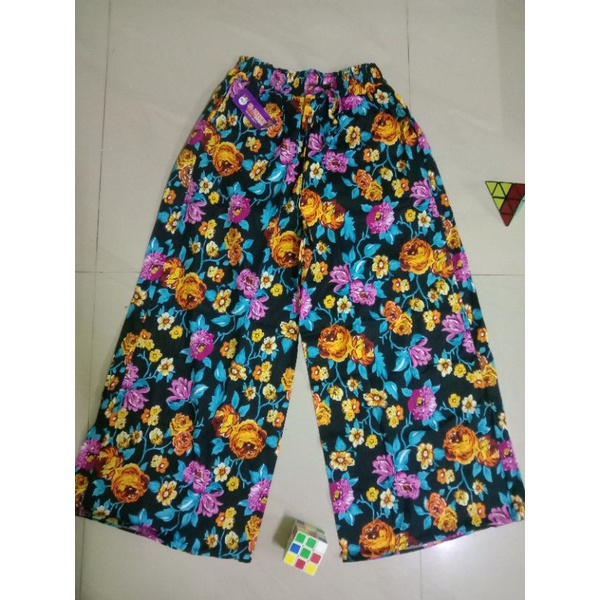 KULOT PANJANG KATUN STRETCH-Hitam bunga