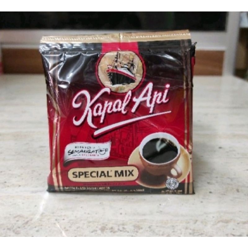 

Kopi Kapal Api Spesial Mix Renceng 25 gram (1 renceng isi 10 pcs)