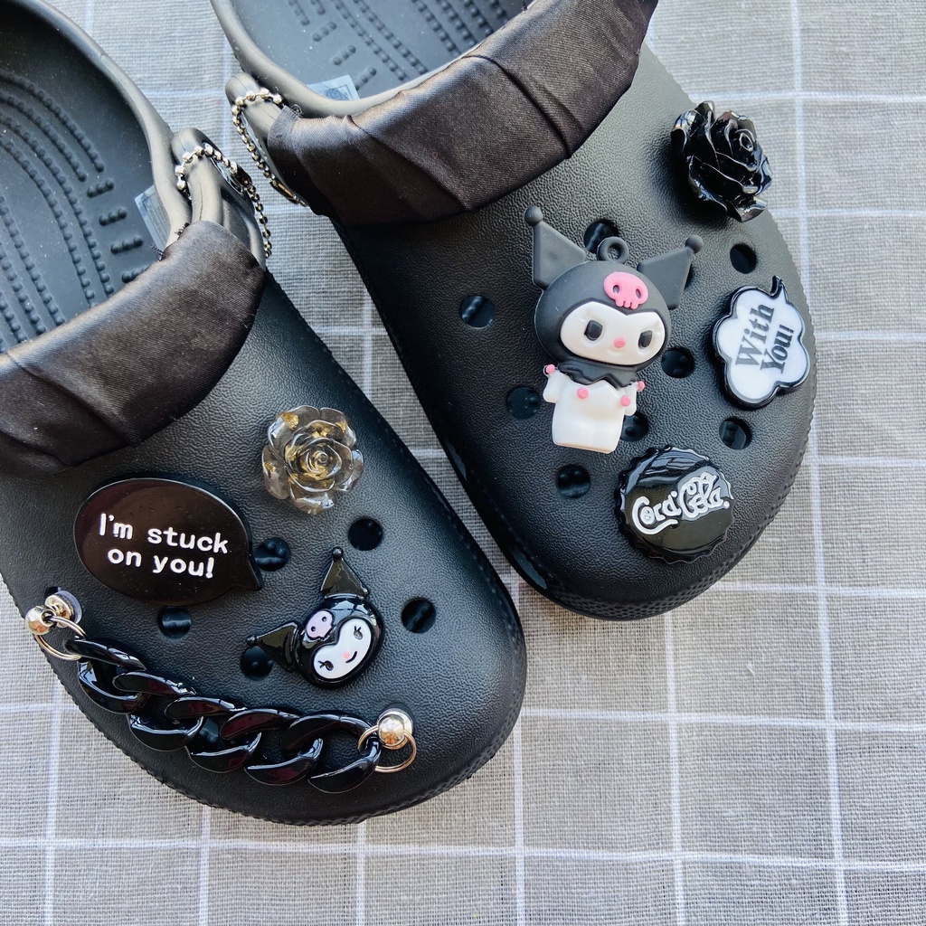 ✨shinyDIY✨Crocs jibbitz: aksesori cantik untuk sepatumu❤️ 8pcs Rantai Kuromi Crocs Jibbitz Untuk Aksesoris Sepatu Wanita#Sepatu Sneakers Wanita Model Lace-Up Warna Hitam + Putih