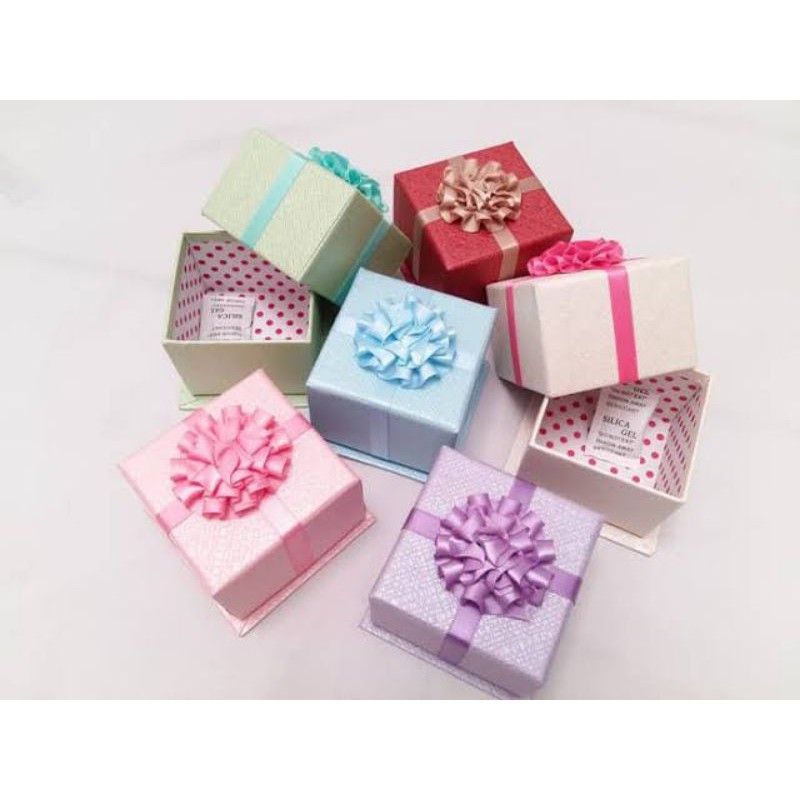 

KotakJam&GelangCouple