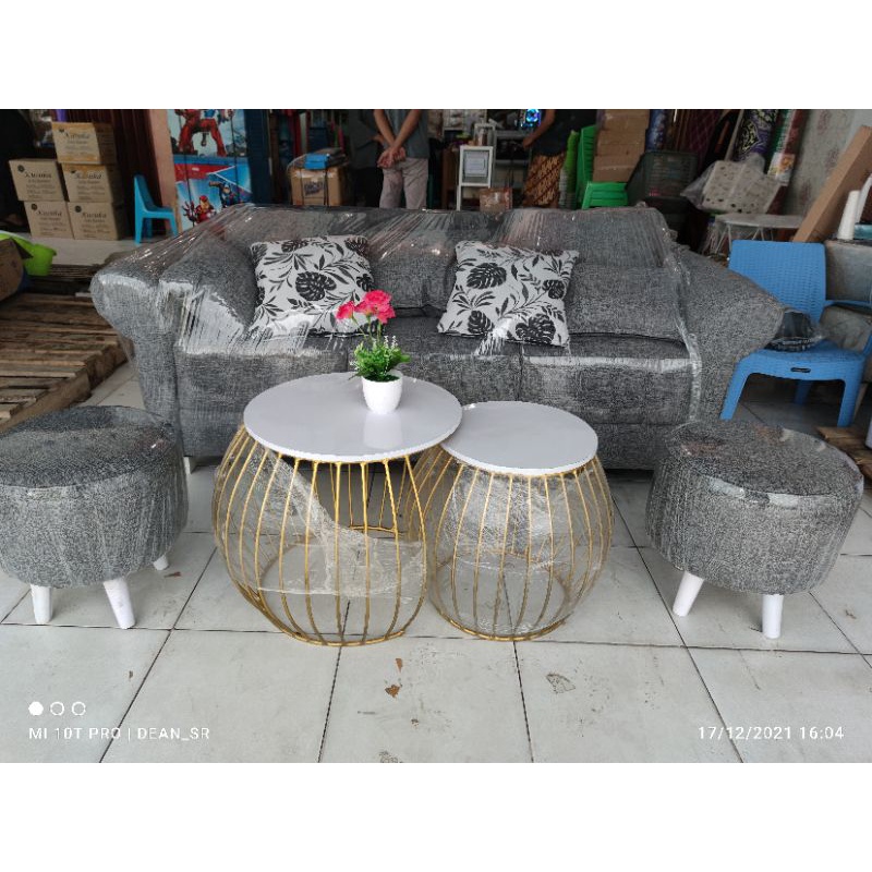 Free ongkir khusus pekanbaru Sofa Retro 3 dudukan + 2 sofa bench + meja kayu