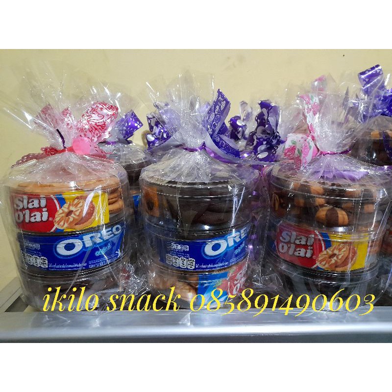 

Parcel Lebaran isi 4 free plastik dan pita