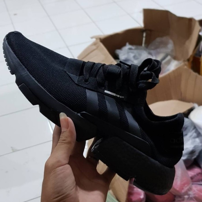 adidas pod 3.1 triple black