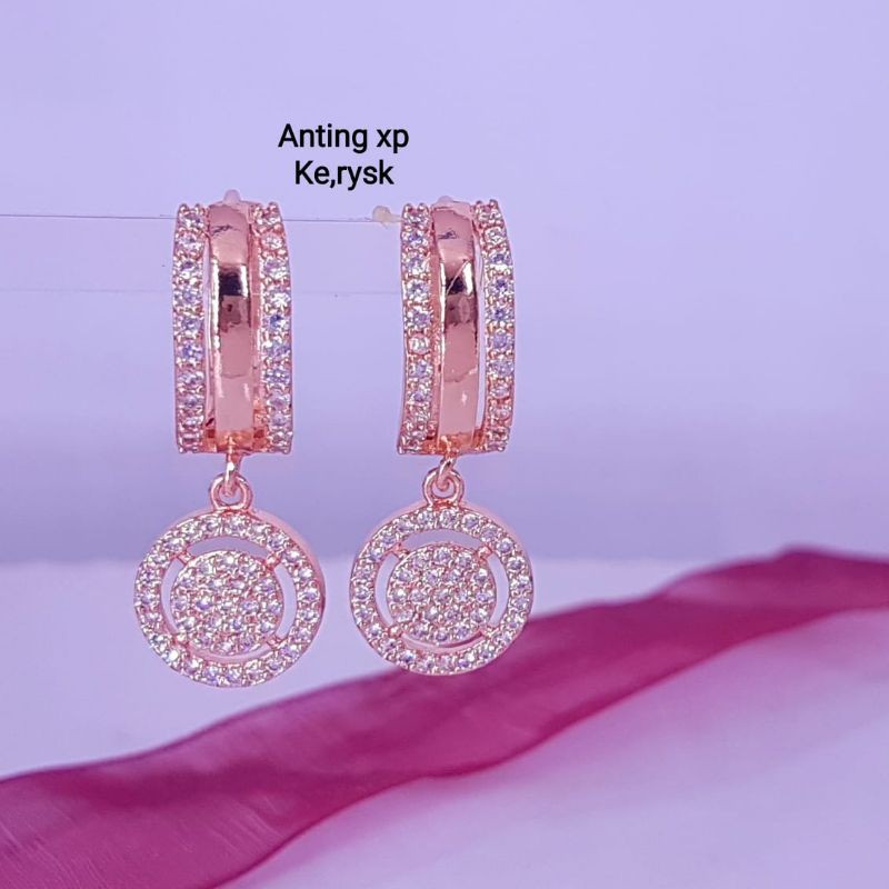 Anting berlian /replika kualitas premium, awet,tahan lama