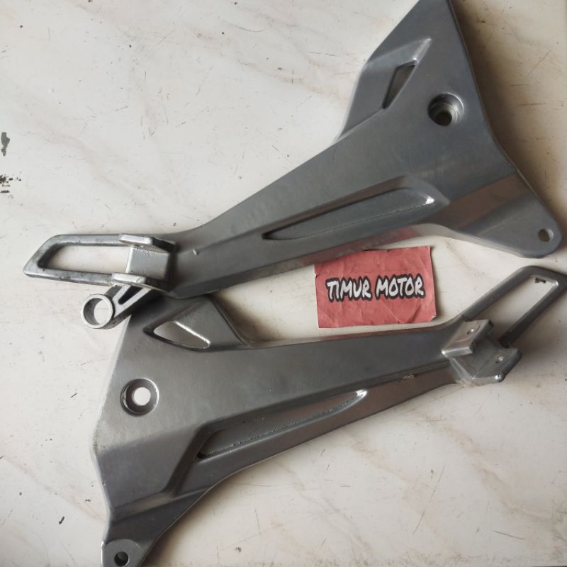 Footstep Belakang Supra X 125