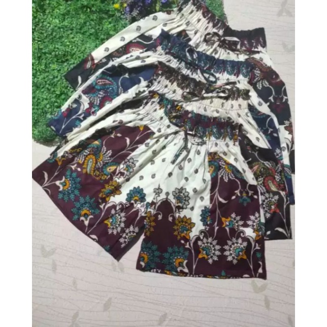 CELANA BATIK PENDEK WANITA/CELANA 3/4 BATIK WANITA/CELANA BATIK WANITA