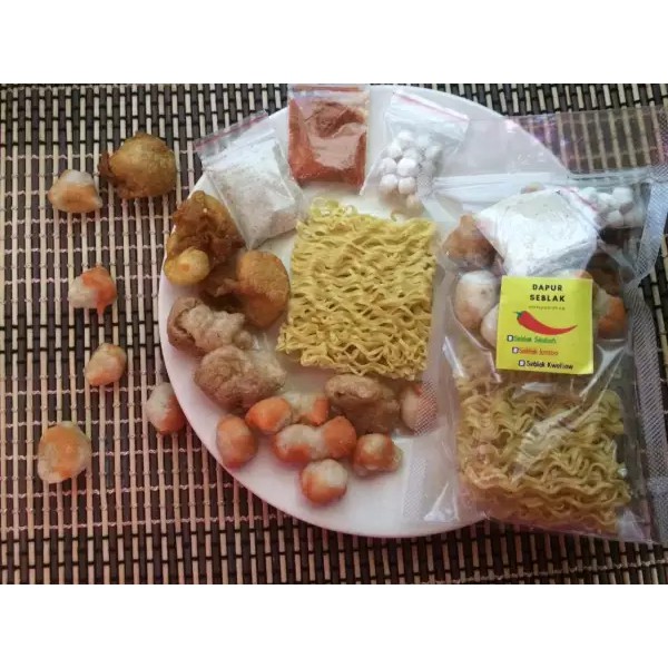 

Seblak Pedas Cuanki Batagor isi 2