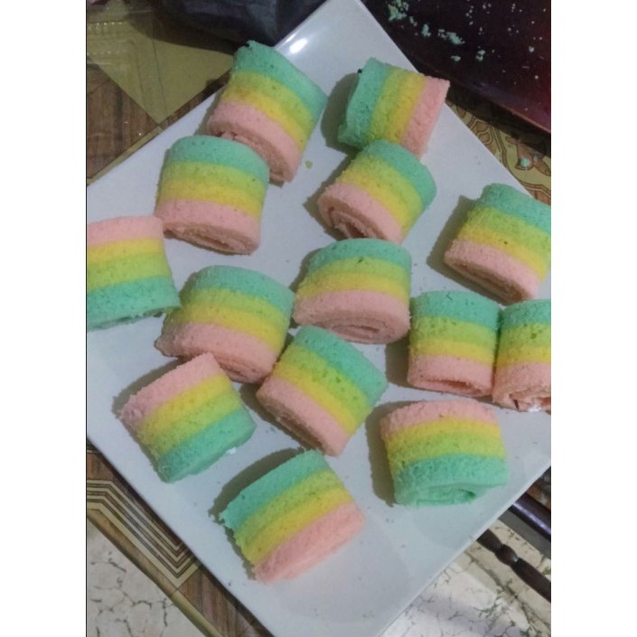 

BOLU GULUNG MINI RAINBOW
