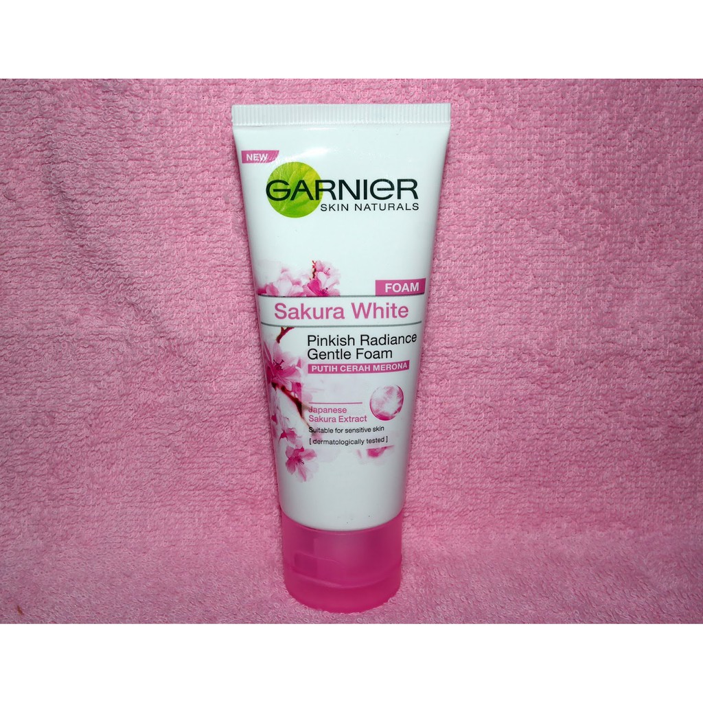 

Garnier Sakura White Pinkish Radiance Foam