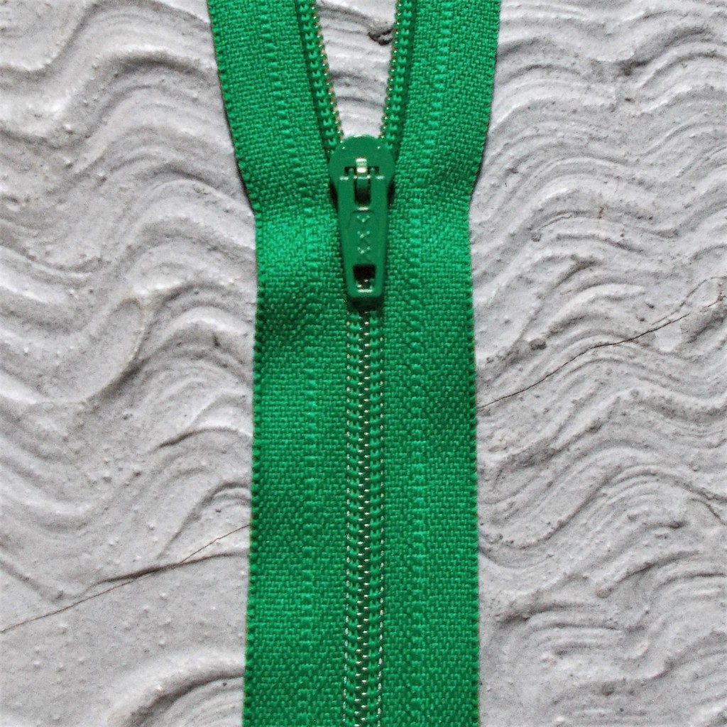 Resleting YKK 40 cm Hijau Tua