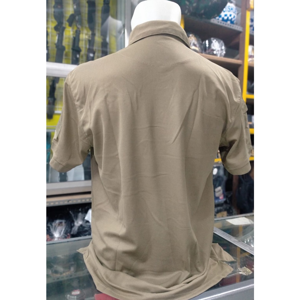 Kaos kerah Tactical Import Krem