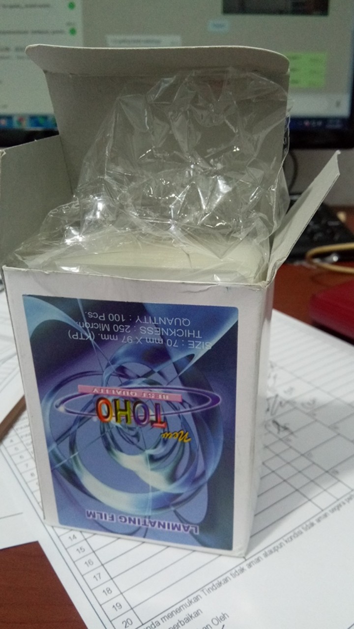 Laminating Film 250 Mikron Ktp 68 Mm X 97 Mm 250 Mikron (1 Pak = 100 Pcs)