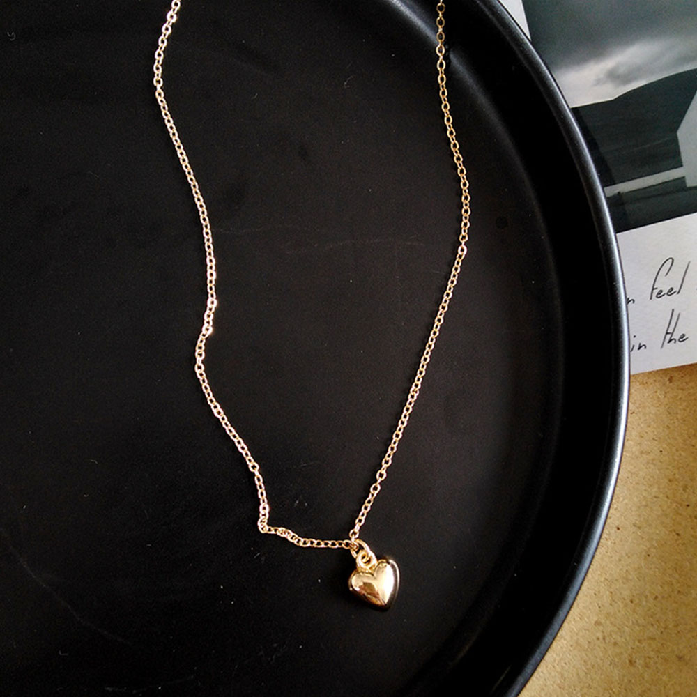 Kalung Rantai Liontin Hati Warna Emas Bahan Metal Untuk Wanita