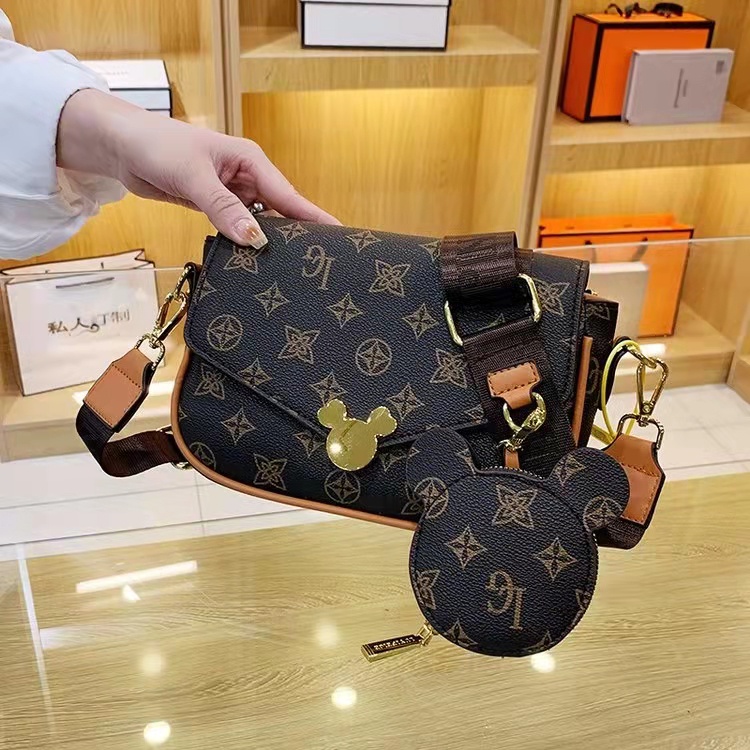 BJ61636 (2IN1) - BEIGE/BLACK/BROWN - TAS SLEMPANG WANITA FREE DOMPET KOIN BEAR MOTIF STAR FLOWER BERUANG LUCU IMUT FASHION IMPORT MODIS ELEGAN TERMURAH TERLARIS TERBARU BAGSTORE JAKARTA TAS BATAM ZC1636 JT1982