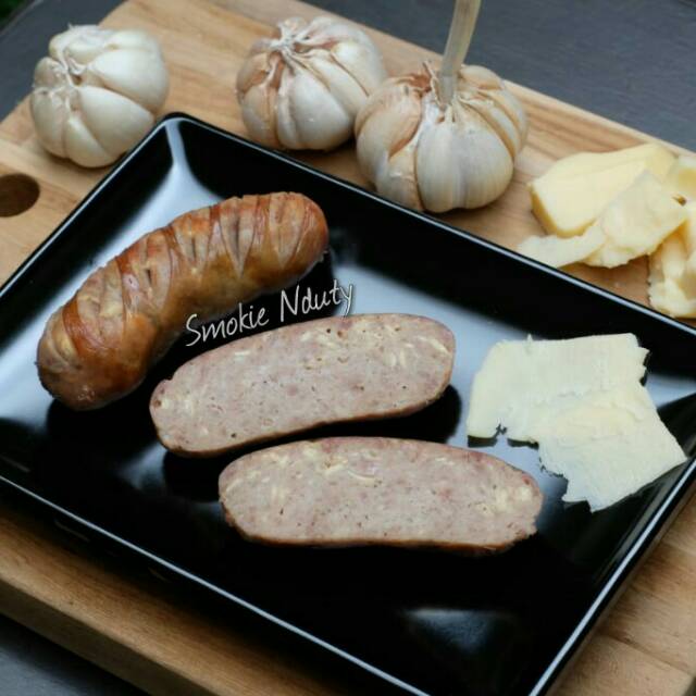 

Garlic & Cheese Smoked Pork Sausage (Sosis Babi Ketofriendly)