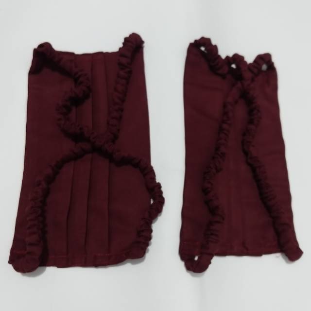 Masker kain katun maroon