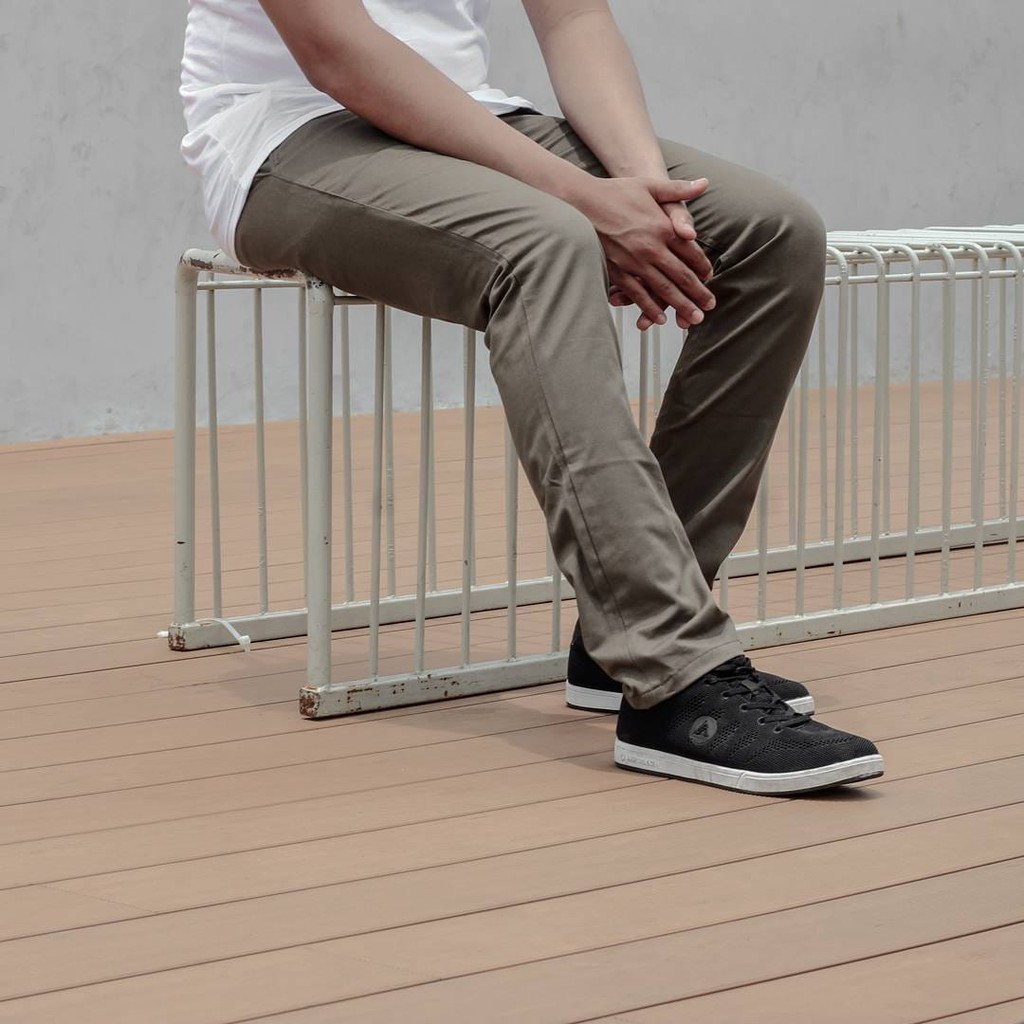 Celana Chino Bahan Twill Cotton Stretch Tebal Celana Cino Pria Panjang Bahan Katun Twill Melar Premium Nyaman