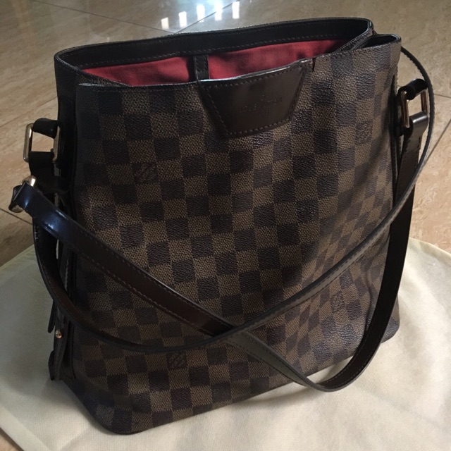 Preloved LV shoulder bag