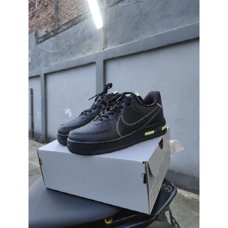 Nike Air Force 1 React "All Black"