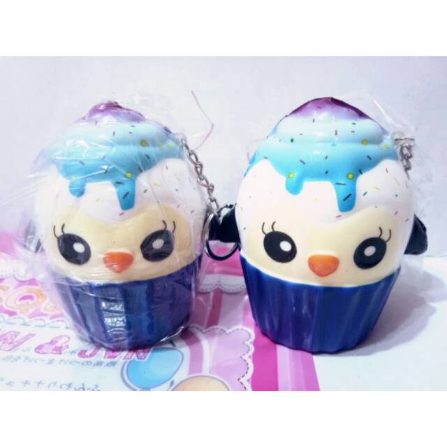 Squishy cupcake penguin