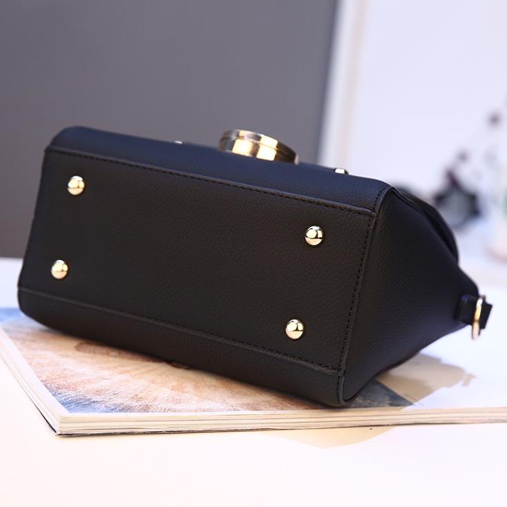 DQ222 Tas Import Wanita Batam Branded Premium2022 Selempang Bahu Ibu Ibu Kondangan Pesta Mewah Tali 