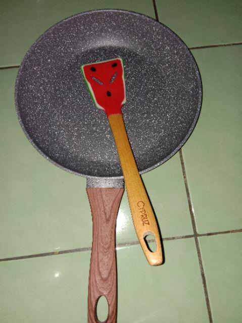 Fp0633 26cm Cypruz Fry Pan Kayu Marble Teflon Induksi