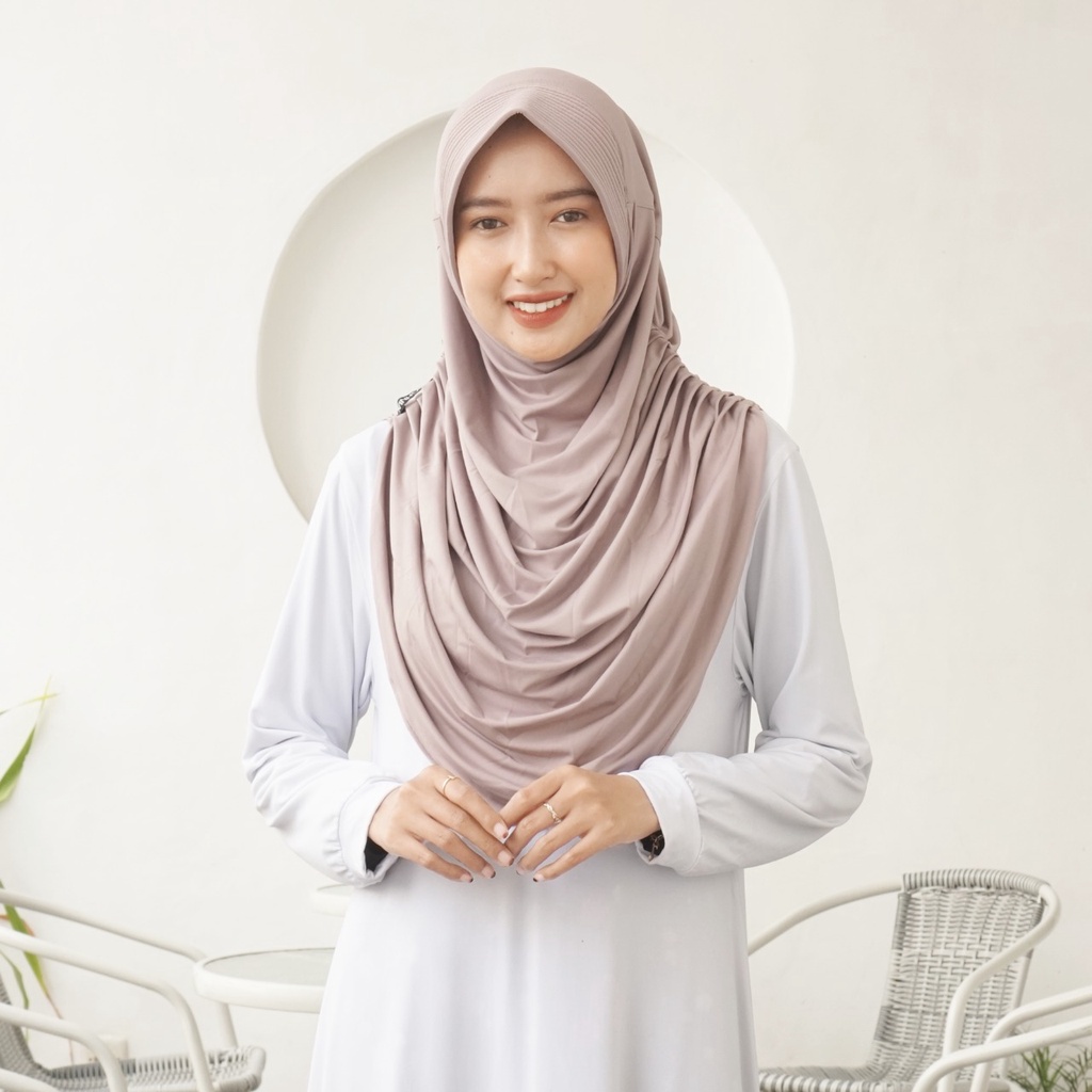 Aghnia Hijab - New Herrera Pad Jilbab/Khimar/Kerudung Lipit Instan Premium