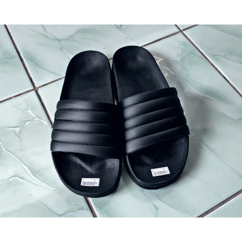 Sandal Slop Pria Garis Kode 12