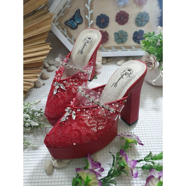 sepatu silver rafaizoutfit dengan asesoris ditengah tinggi 12cm tahu