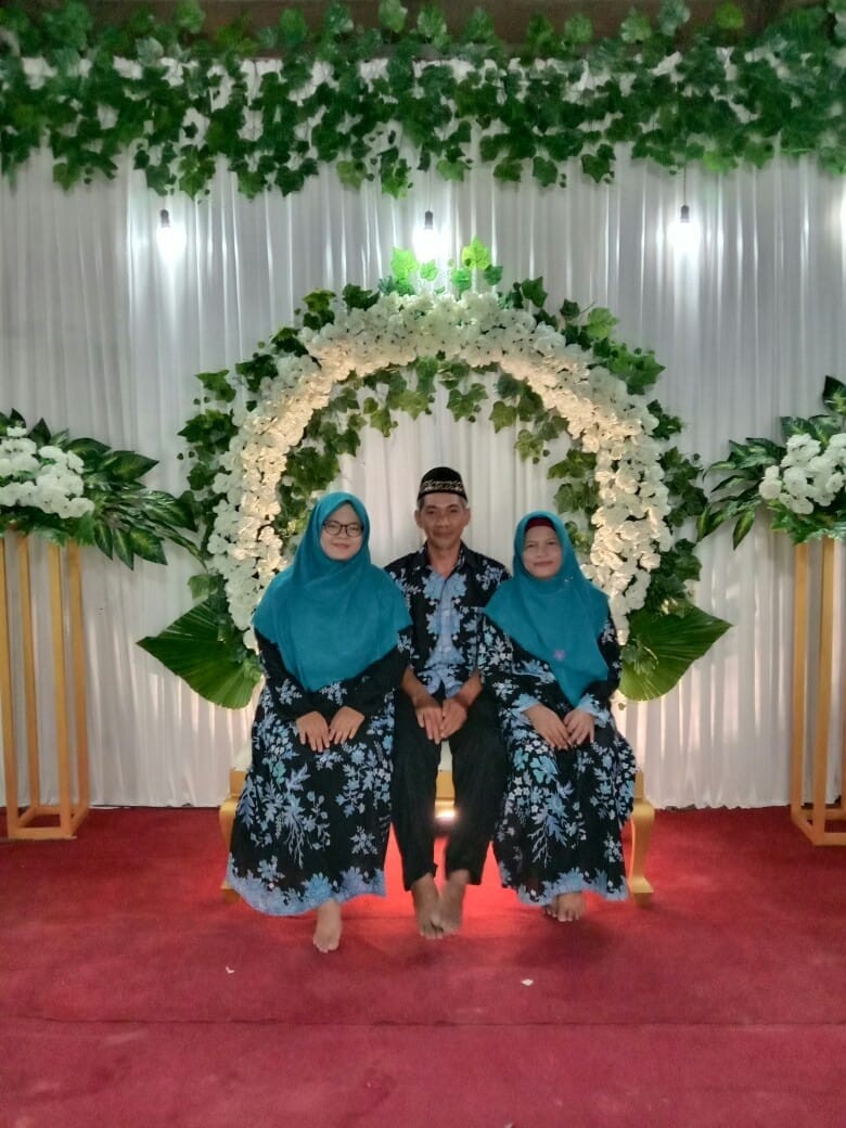 Batik Couple Keluarga Terkini Sania Ruffle Ori Ndoro Jowi Dnt Motif Cibulan Biru