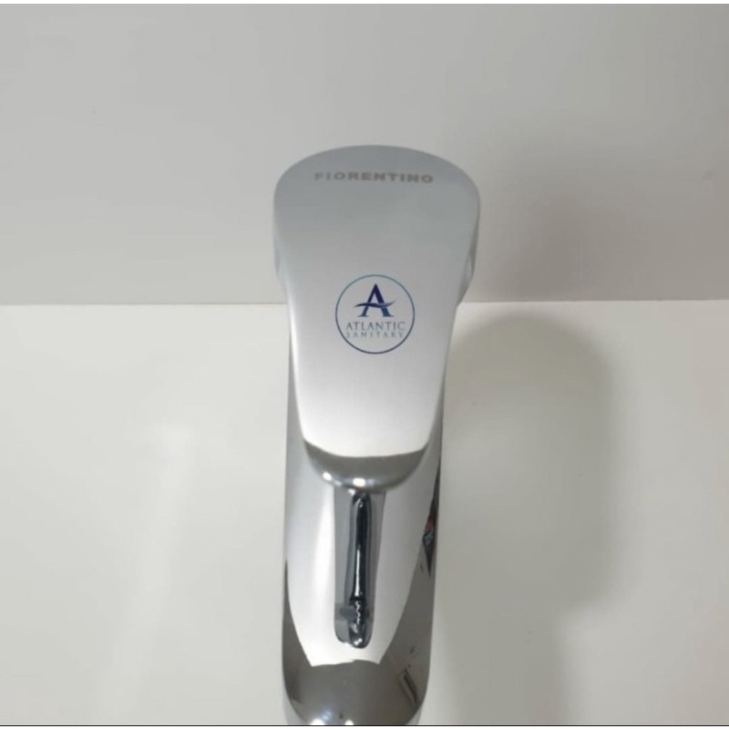 kran wastafel panas dingin/kran wastafel model Toto