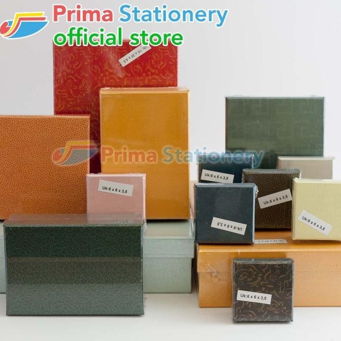 

[COD] Kotak Kado ukuran 22x32x5cm Warna Polos [COD]