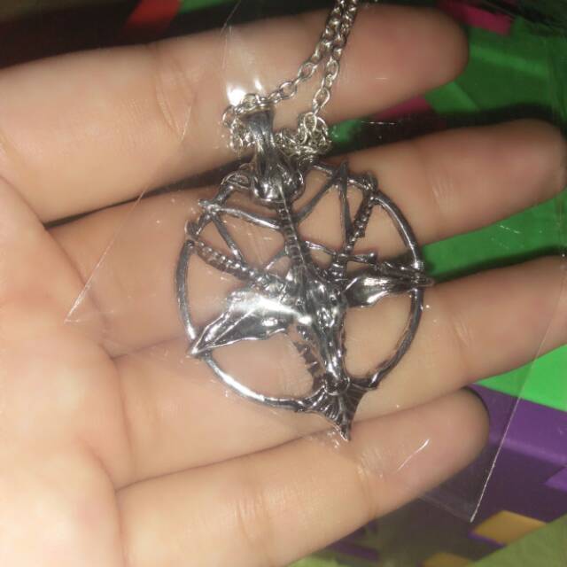 Kalung pentagram goat lucifer sigil