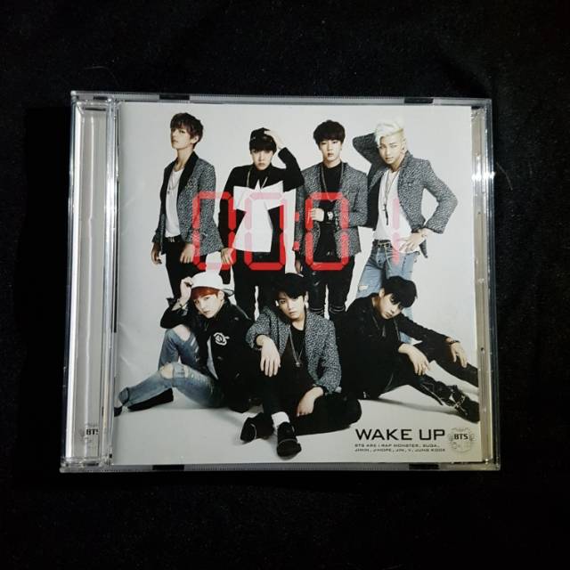 Album Japan Bts Wake Up Reguler Edition Shopee Indonesia