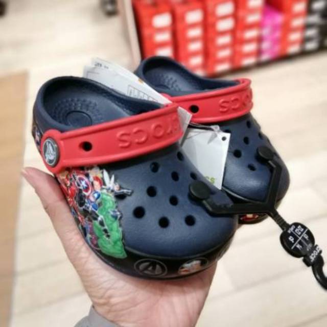 marvel avengers crocs