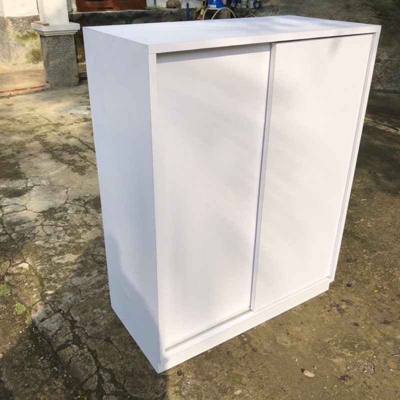 storage lemari minimalis hemat ruang sliding door