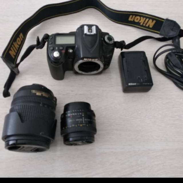 Nikon d90 kit dan lensa tambahan