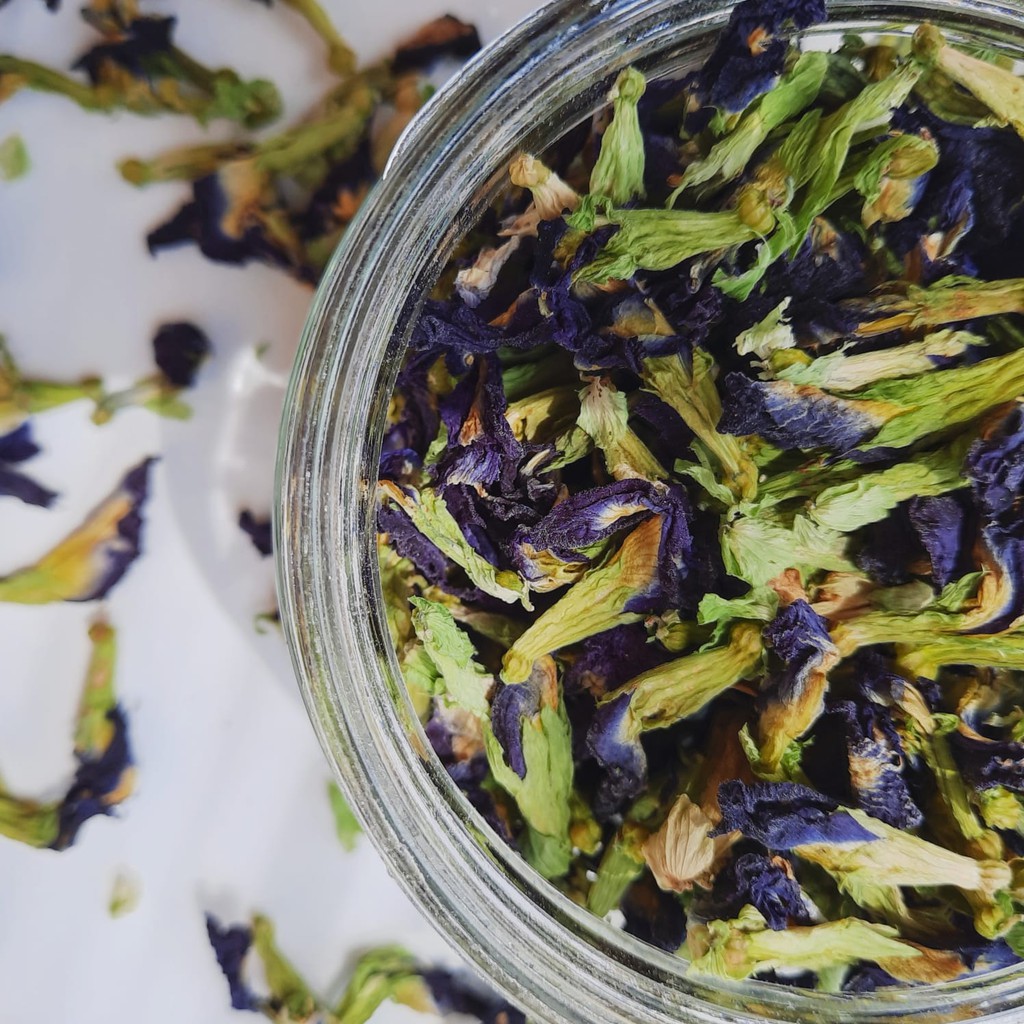 

Teh Telang (Dried Butterfly Pea Flower Tea)