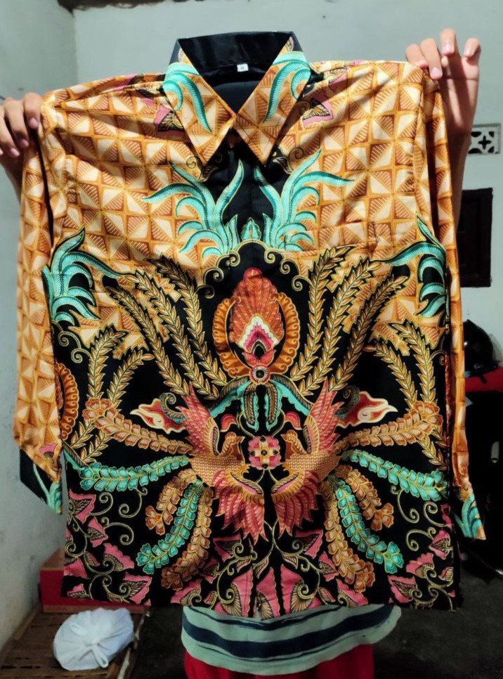 Kemeja Batik Semi Sutra Silky Premium Puring Istimewa