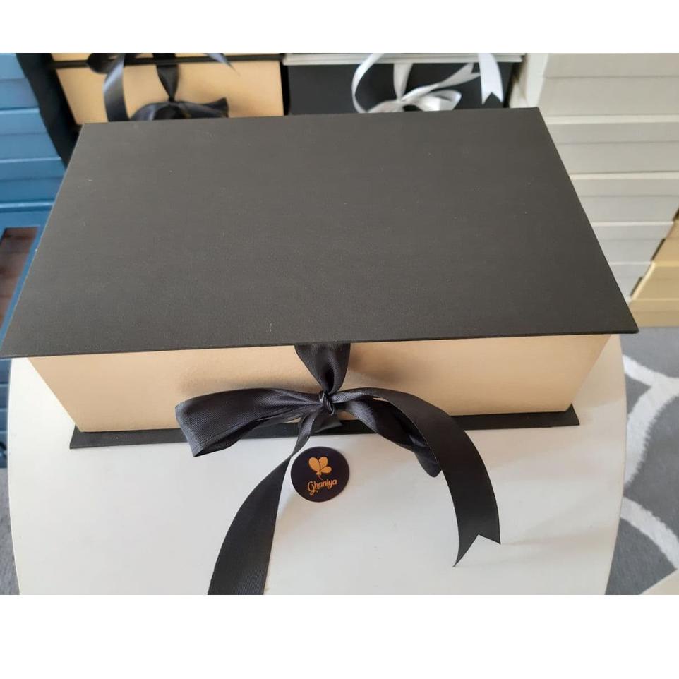

Cuci Gudang GIFT BOX PREMIUM - KOTAK KADO - HARDBOX .,.,