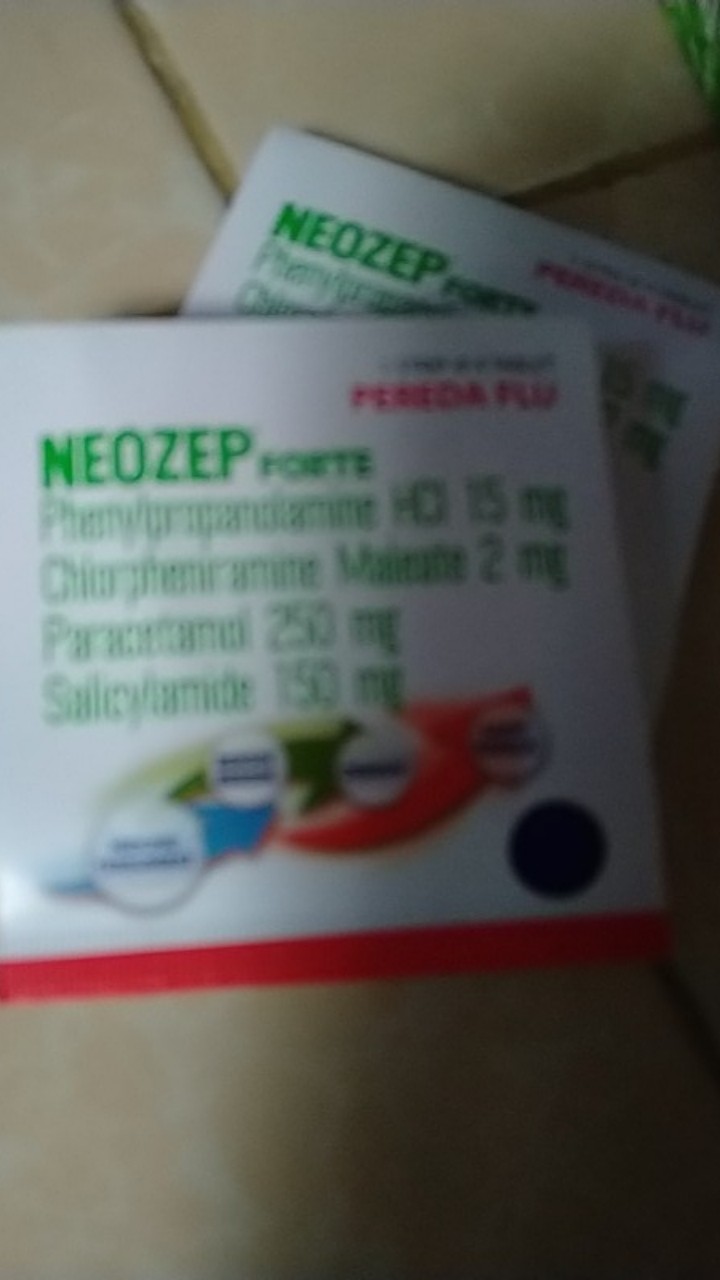 Neozep Forte Obat Flu Demam / Strip