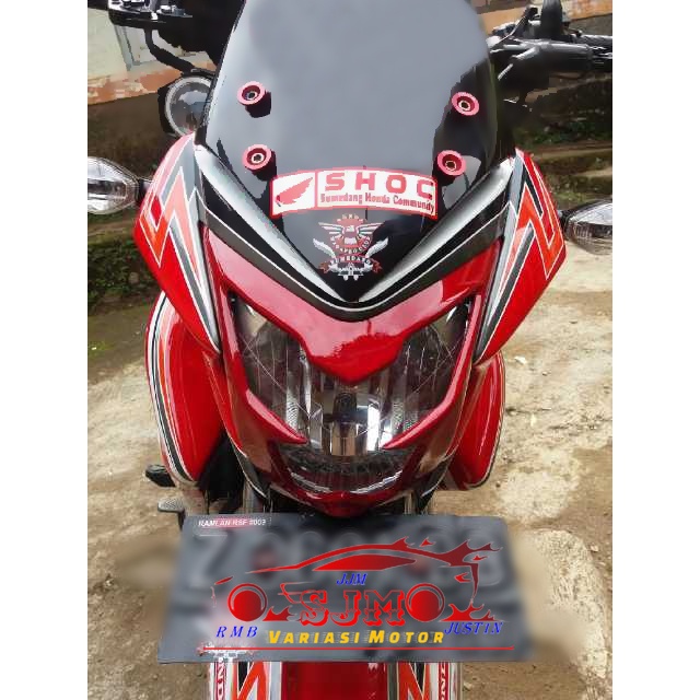 COVER LAMPU MEGAPRO NEW KARBU MEGAPRO NEW F1 LIST LAMPU HONDA MEGAPRO NEW