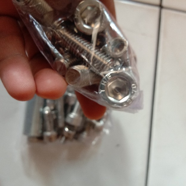 Baut L 12 8x20 Stanlis Steel 304 Anti Karat